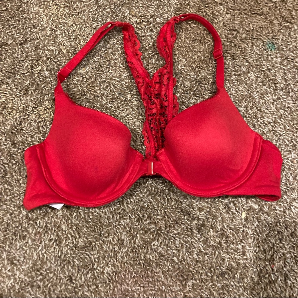 Victoria’s Secret Front Close Bra